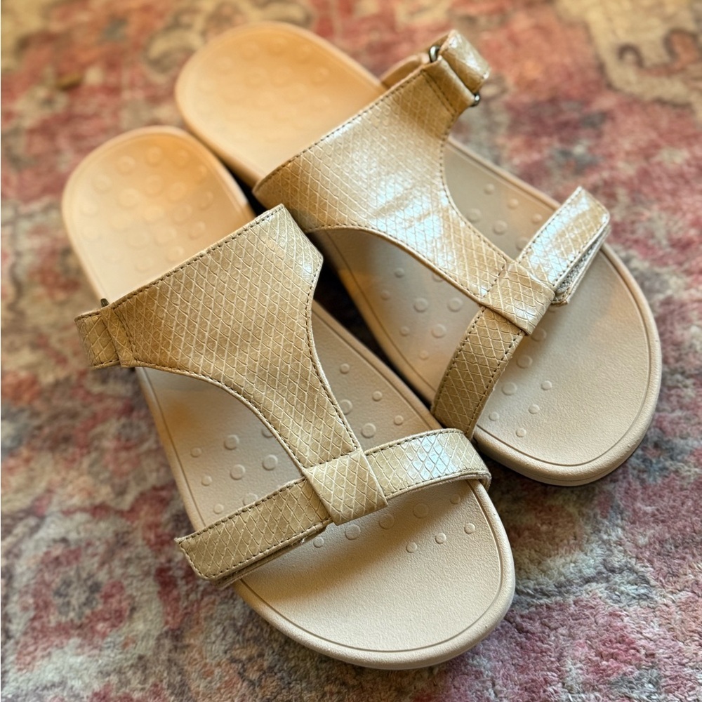 Vionic Ellie Metallic Snake Slide Sandals neutral size 11